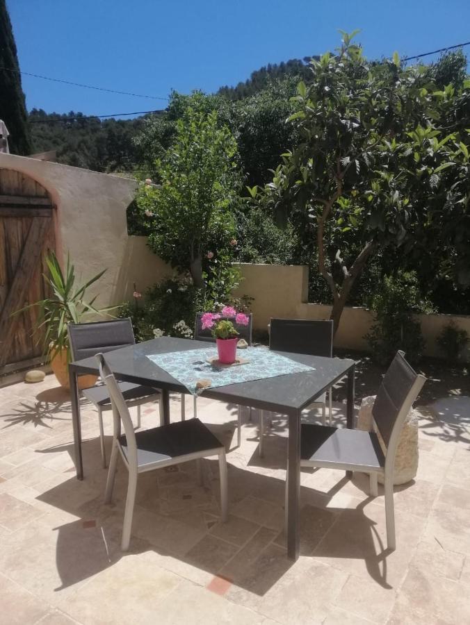 Maison Provencale - 2 Chambres - 2,5Km De La Plage カシ エクステリア 写真